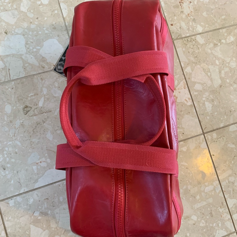 Red Lacoste Sport Bag Retro - Picture 8 of 13